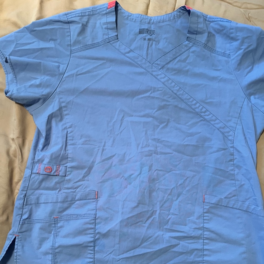 XL Wonder Flex Scrub Top